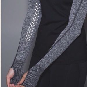 Lululemon Swiftly Tech arm warmers HBLK xs/s